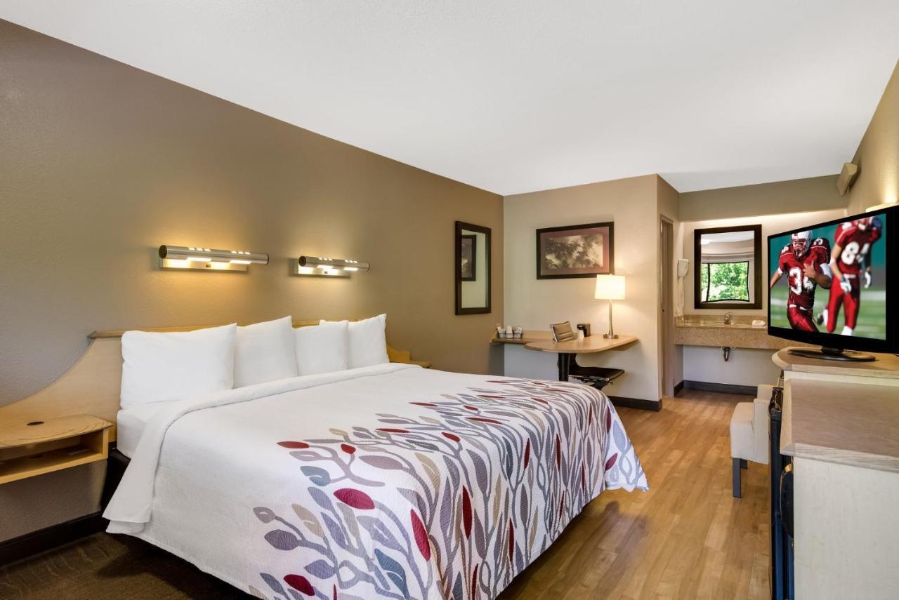 Red Roof Inn Asheville - Biltmore West Экстерьер фото